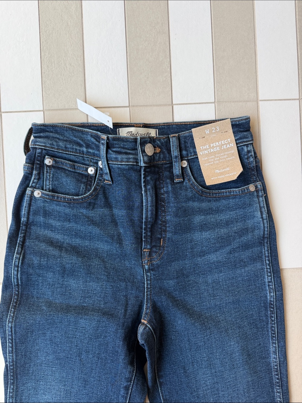 Madewell woman’s perfect vintage jeans High-Rise Straight Leg Jeans size 23